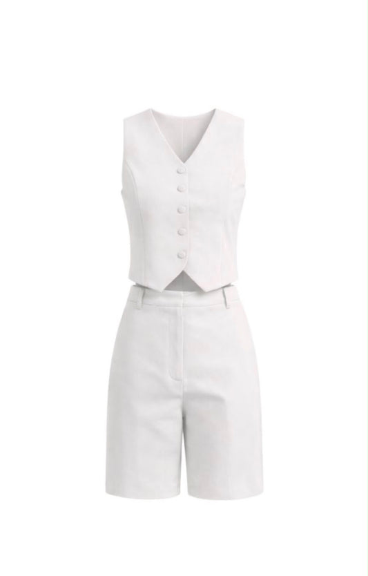Ensemble short Mina